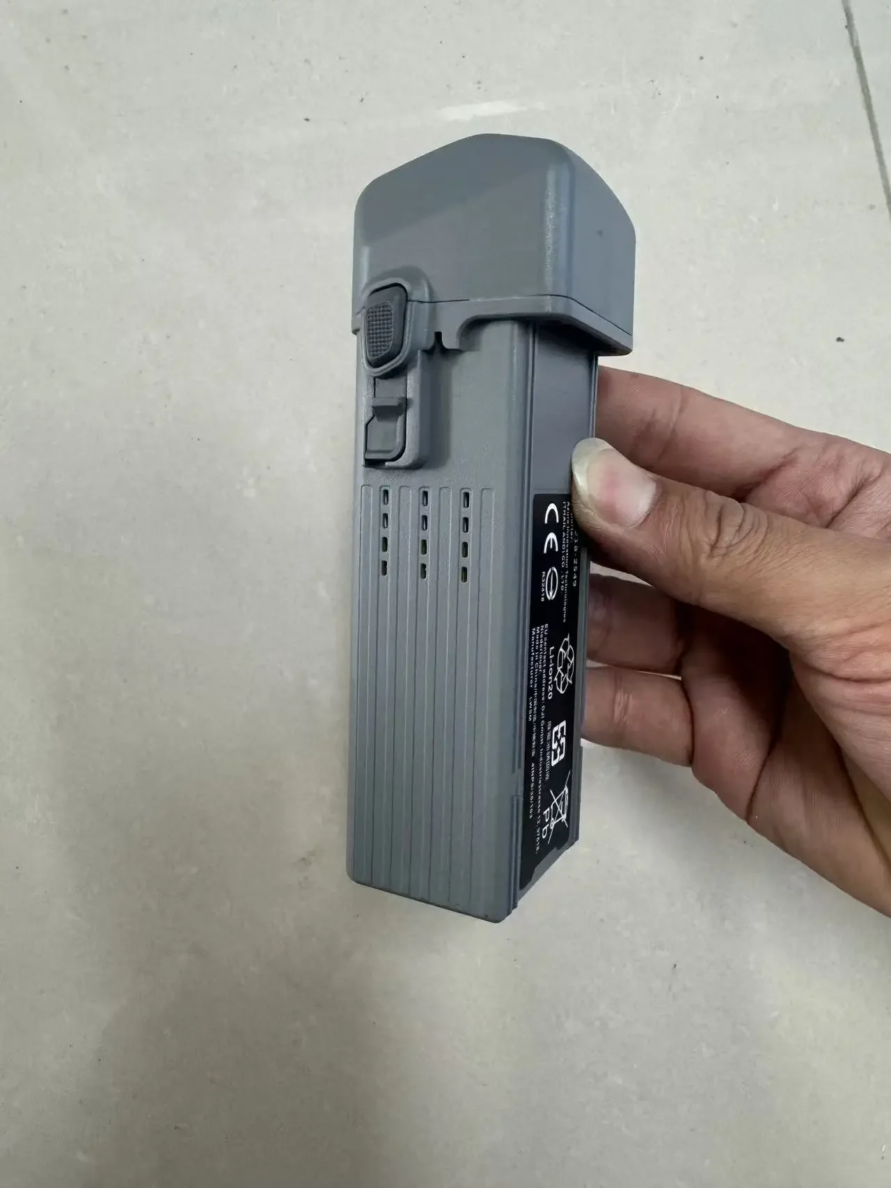 DJI air 3 プロバッテリー 7200 mAh バッテ - Holy Stone Drone Hs440 のレビューと価格